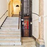 A Pochi Passi Da Piazza De Ferrari By Wonderful Italy